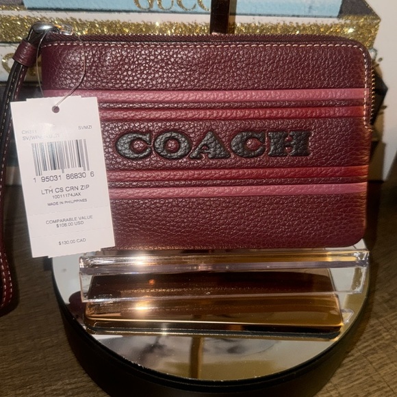 Coach Handbags - NWT Coach wristlet ✨Host Pick✨